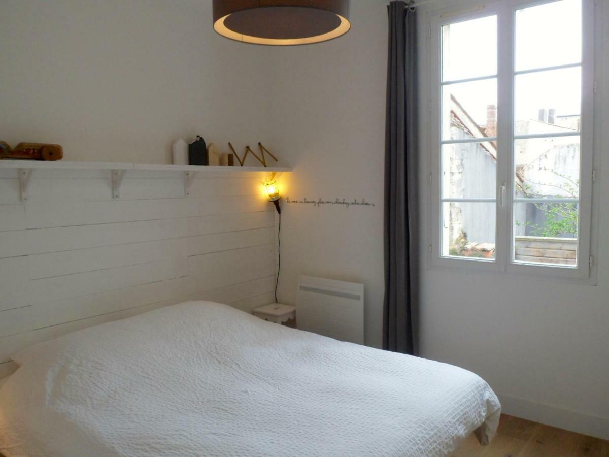 L' Appart Du Marche La Rochelle  Ngoại thất bức ảnh